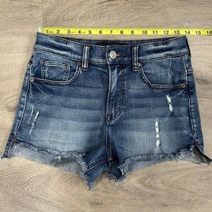 Express Mid-Rise Y2K Distressed Medium Denim Shorts with Frayed hem